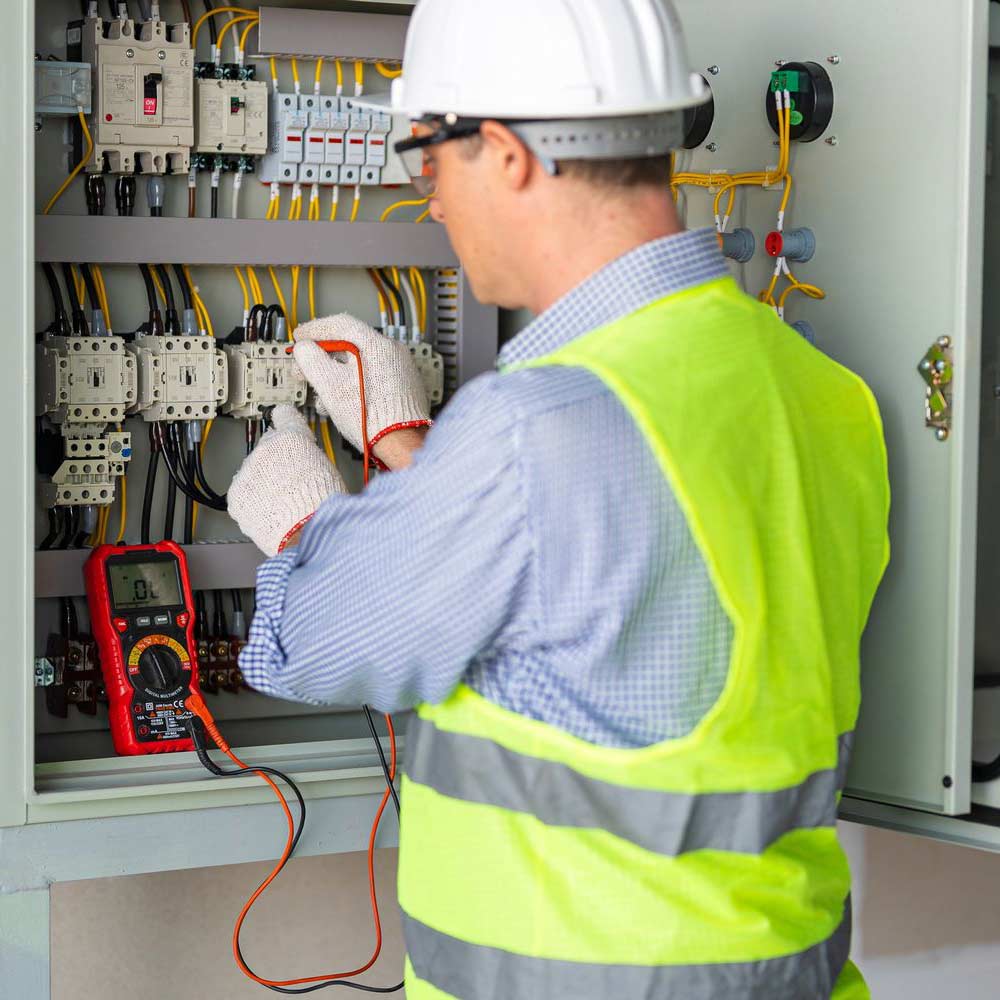 Ipari felülvizsgálatok (cégek, vállalkozások és közintézmények részére):